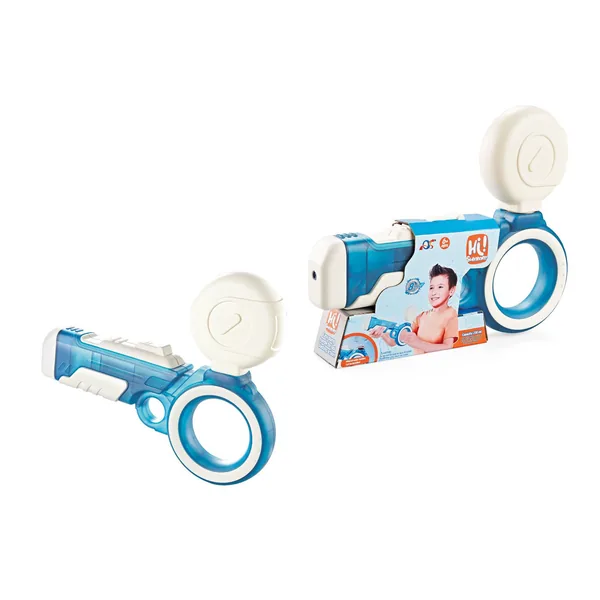 Long Range Water Gun with High Capacity Squirt